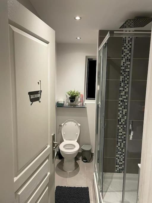 Appartement Chez Tricia Thorigny-sur-Marne Esterno foto