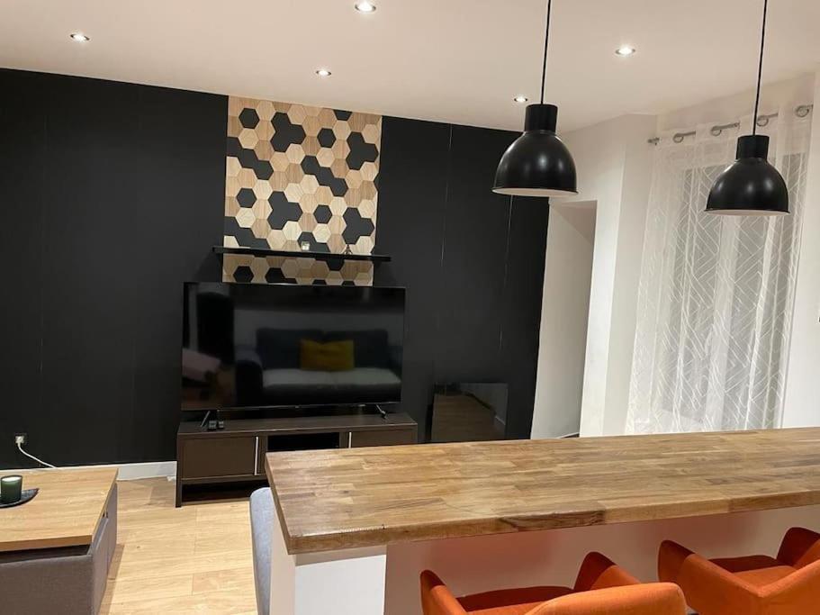 Appartement Chez Tricia Thorigny-sur-Marne Esterno foto